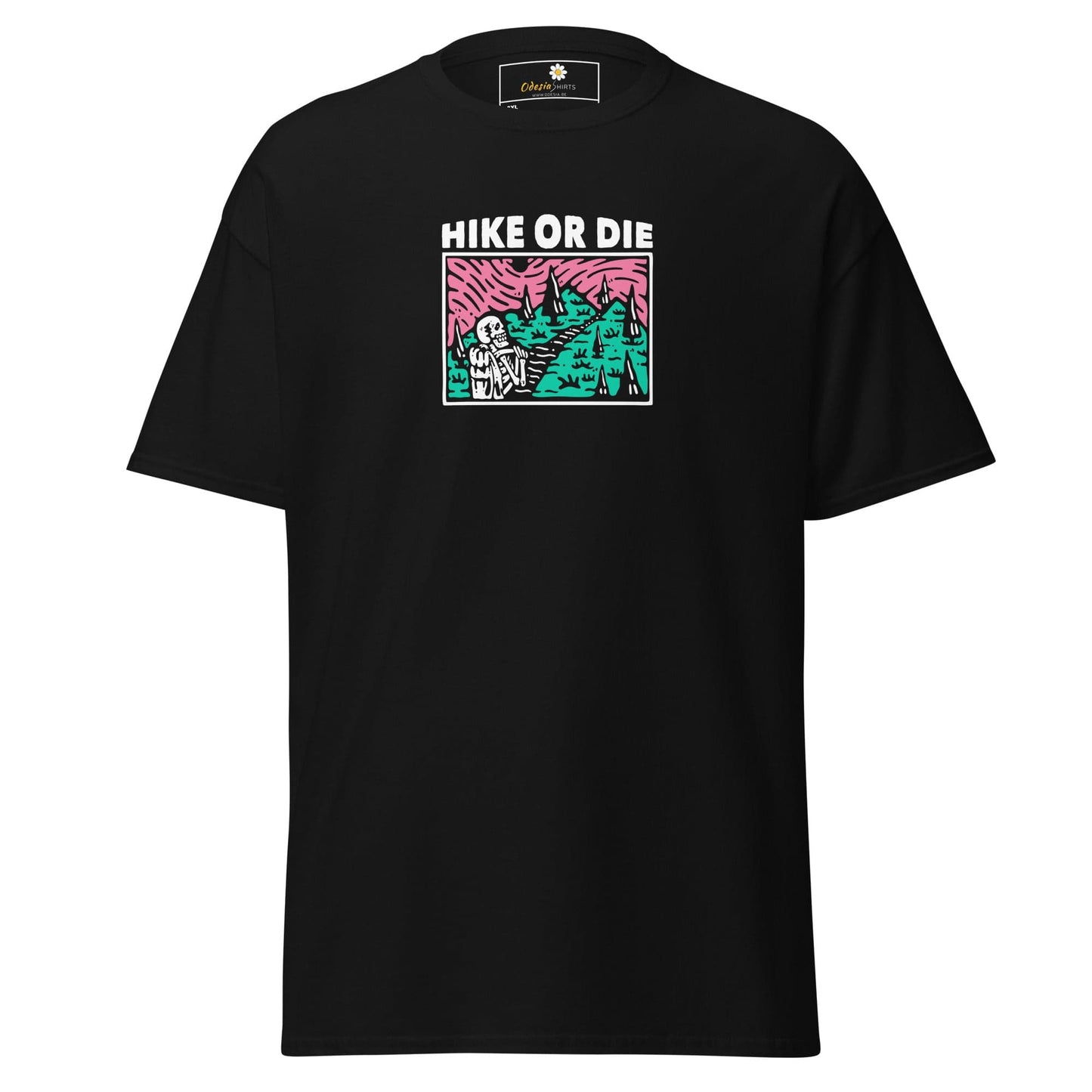 Black t-shirt with ’Hike or Die’ graphic.
